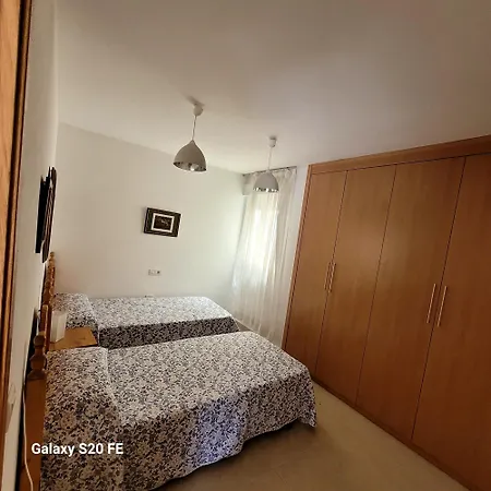 Apartment Apartamento Llandells Casa Kiko